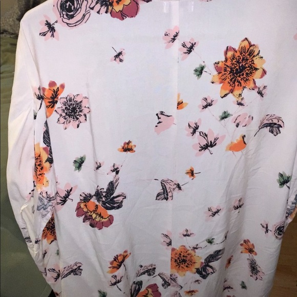 Cover up - Picture 2 of 2